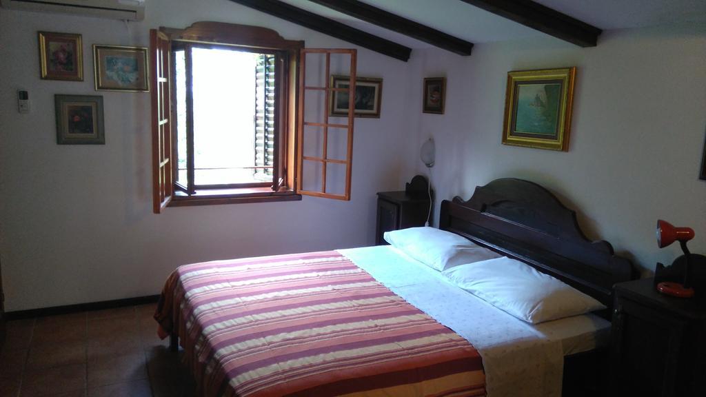Apartments Picasso Komiža Pokój zdjęcie