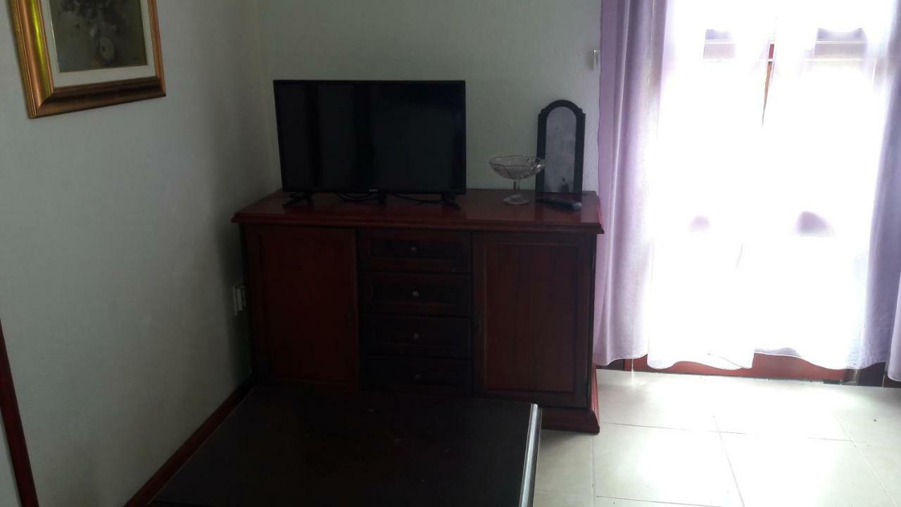 Apartments Picasso Komiža Zewnętrze zdjęcie